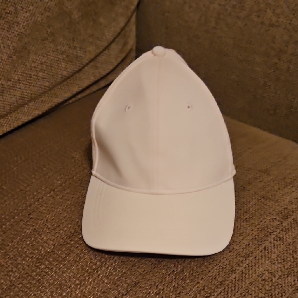 Lululemon Athletica Beige Cap